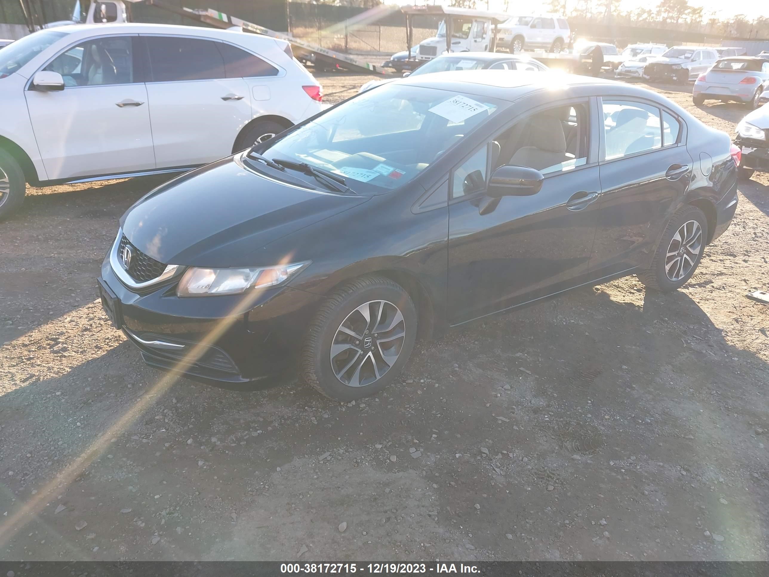 Photo 1 VIN: 19XFB2F80FE253428 - HONDA CIVIC 