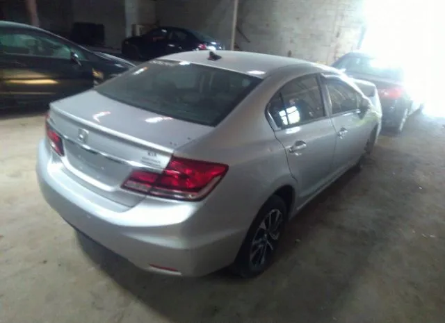 Photo 3 VIN: 19XFB2F80FE254448 - HONDA CIVIC SEDAN 