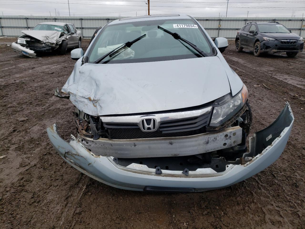 Photo 4 VIN: 19XFB2F81CE047823 - HONDA CIVIC 