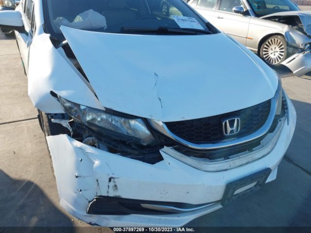 Photo 5 VIN: 19XFB2F81EE038980 - HONDA CIVIC SEDAN 