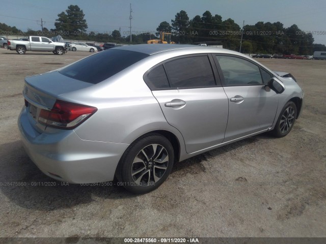 Photo 3 VIN: 19XFB2F81EE067492 - HONDA CIVIC SEDAN 