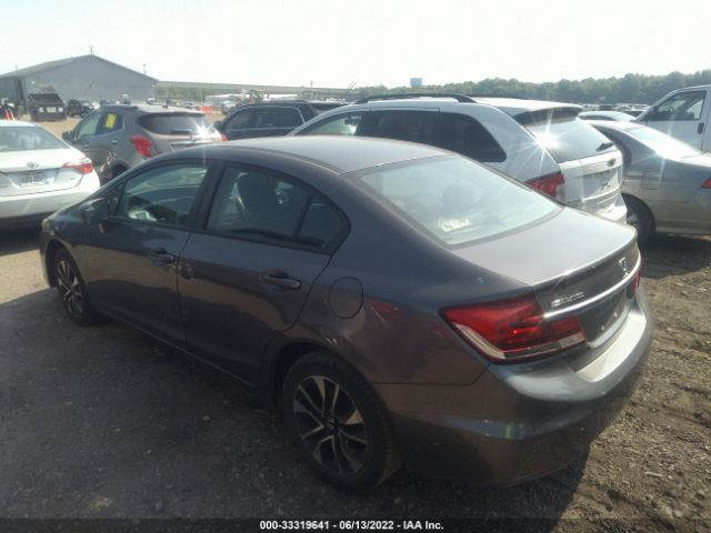 Photo 2 VIN: 19XFB2F81FE030685 - HONDA CIVIC SEDAN 