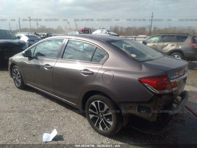 Photo 2 VIN: 19XFB2F81FE032307 - HONDA CIVIC SEDAN 