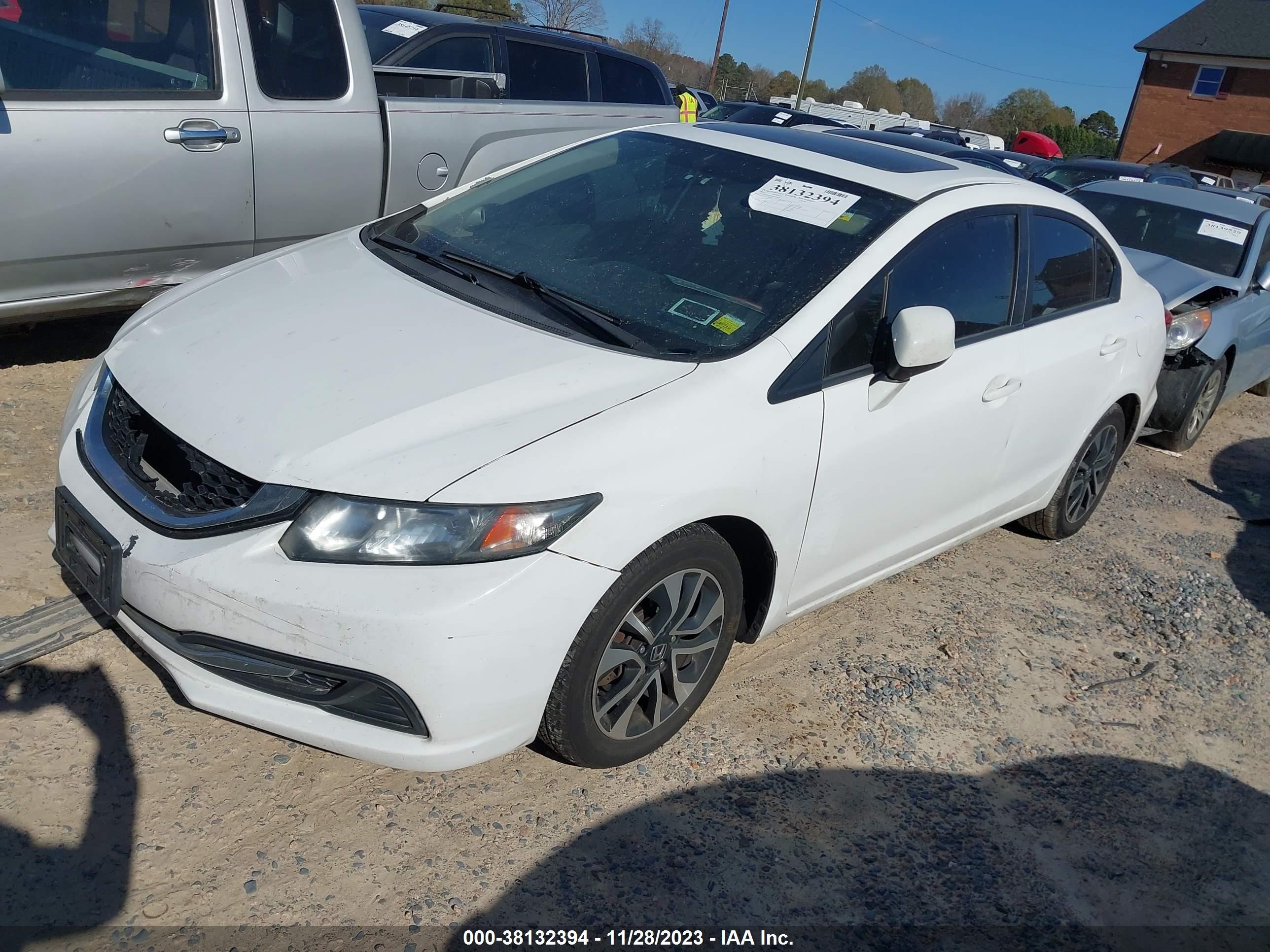 Photo 1 VIN: 19XFB2F82DE252231 - HONDA CIVIC 