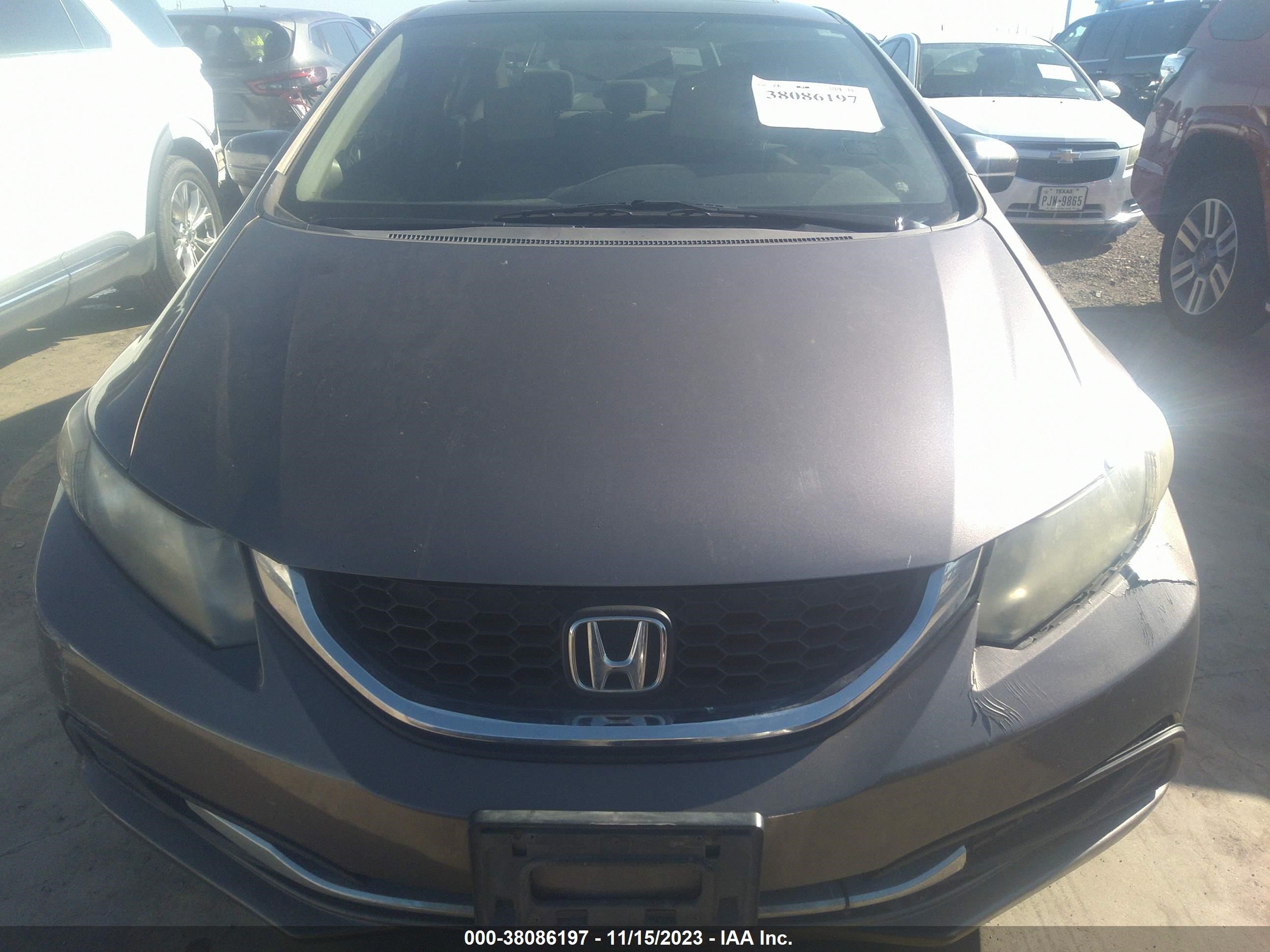 Photo 11 VIN: 19XFB2F82EE005096 - HONDA CIVIC 