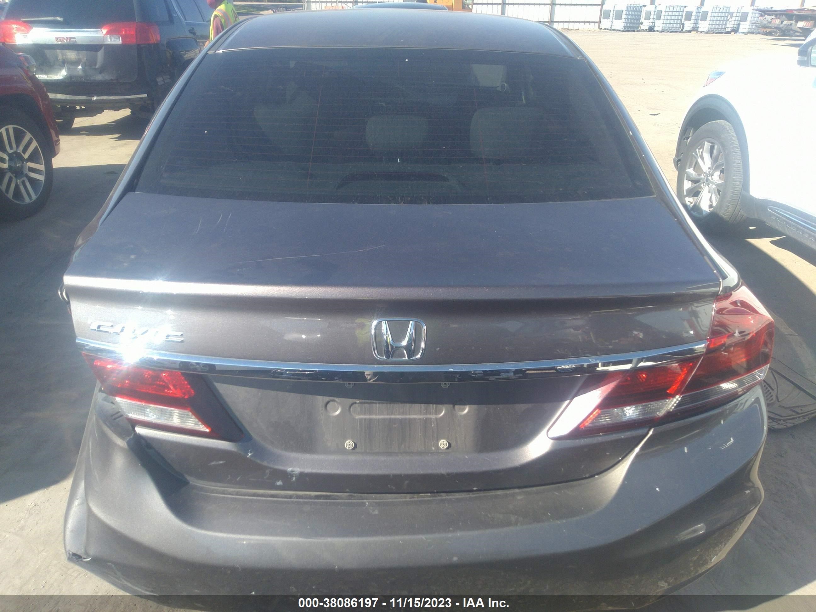 Photo 15 VIN: 19XFB2F82EE005096 - HONDA CIVIC 