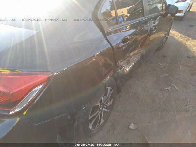 Photo 5 VIN: 19XFB2F82EE218839 - HONDA CIVIC SEDAN 