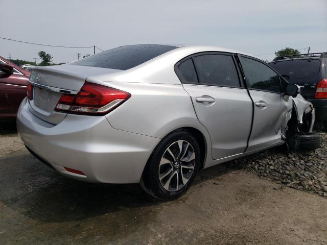 Photo 2 VIN: 19XFB2F82FE220690 - HONDA CIVIC 