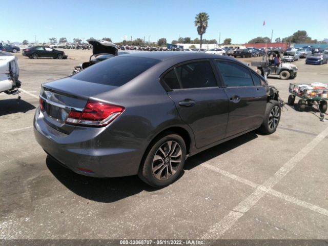 Photo 3 VIN: 19XFB2F82FE244925 - HONDA CIVIC SEDAN 