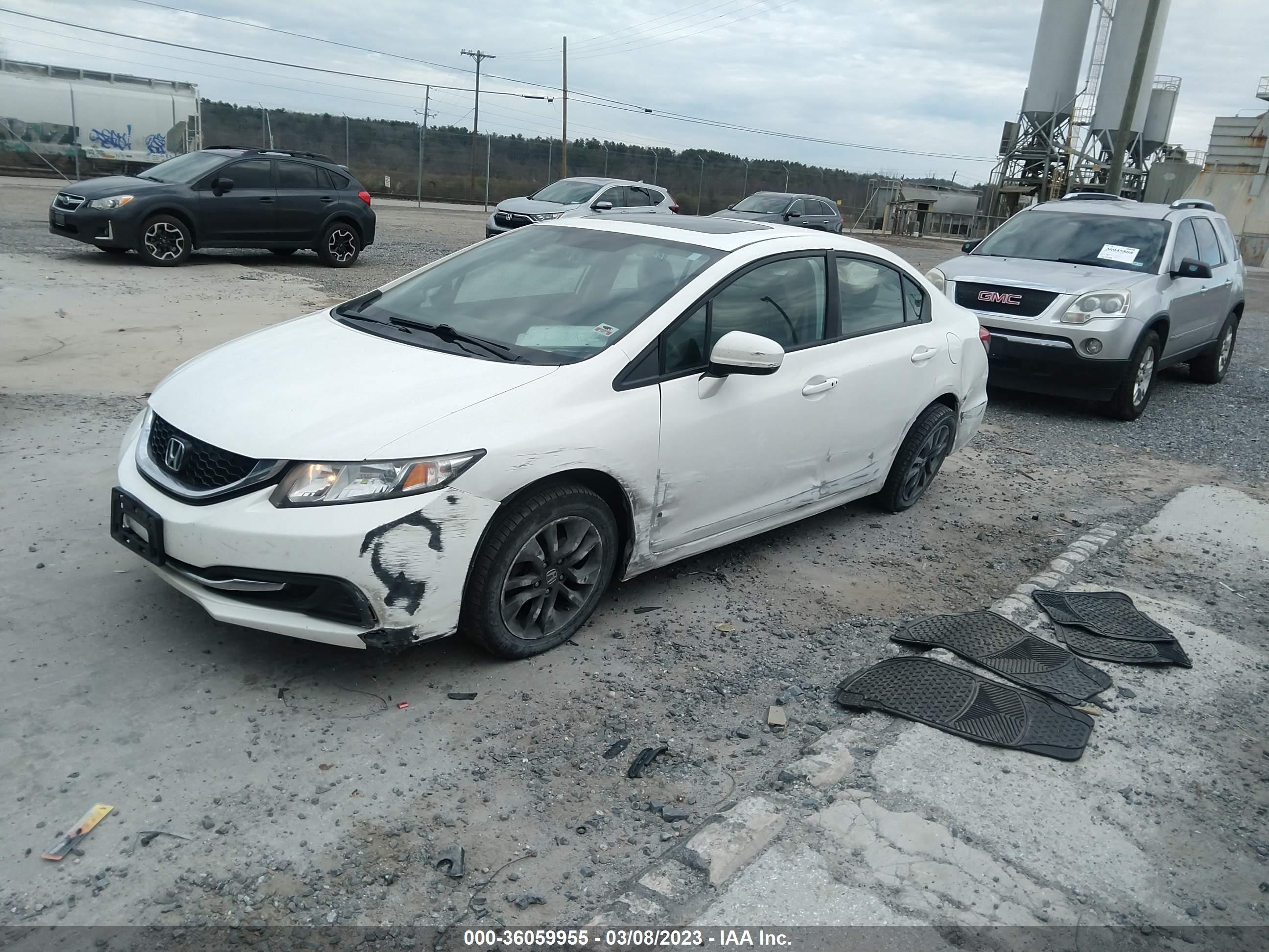 Photo 1 VIN: 19XFB2F82FE254094 - HONDA CIVIC 