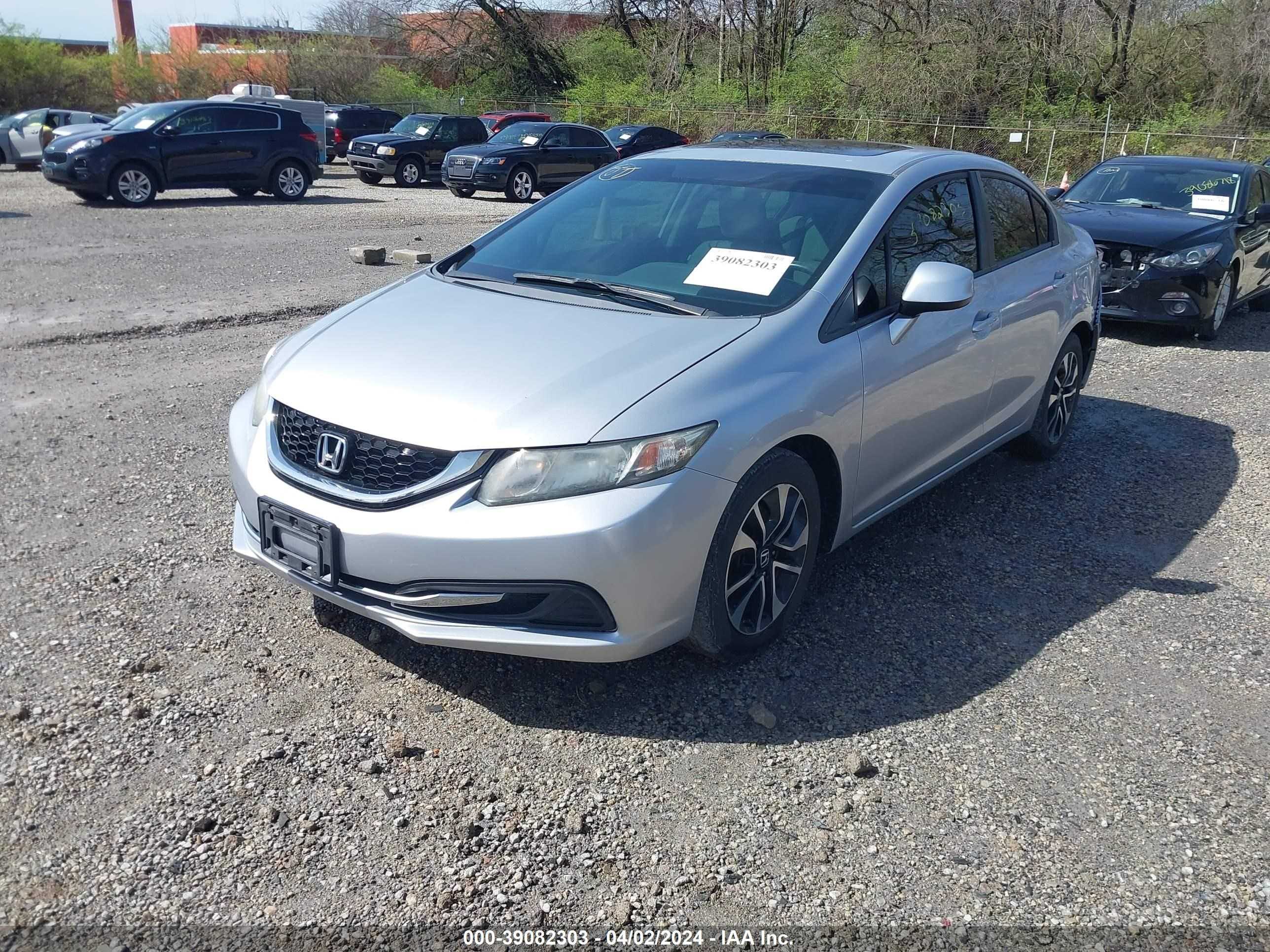 Photo 1 VIN: 19XFB2F83DE237611 - HONDA CIVIC 