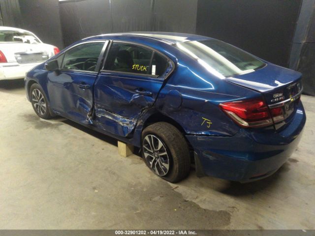 Photo 2 VIN: 19XFB2F83FE016447 - HONDA CIVIC SEDAN 