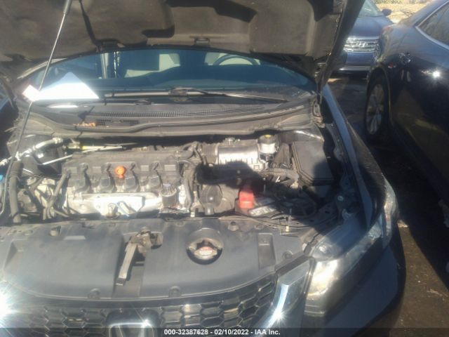 Photo 9 VIN: 19XFB2F83FE016609 - HONDA CIVIC SEDAN 