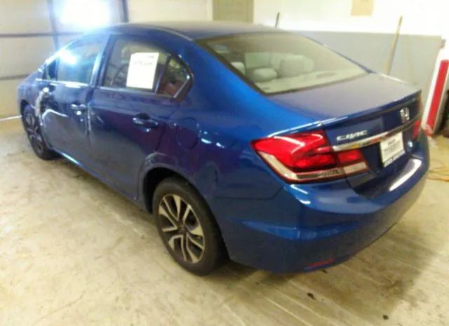 Photo 2 VIN: 19XFB2F83FE251978 - HONDA CIVIC SEDAN 