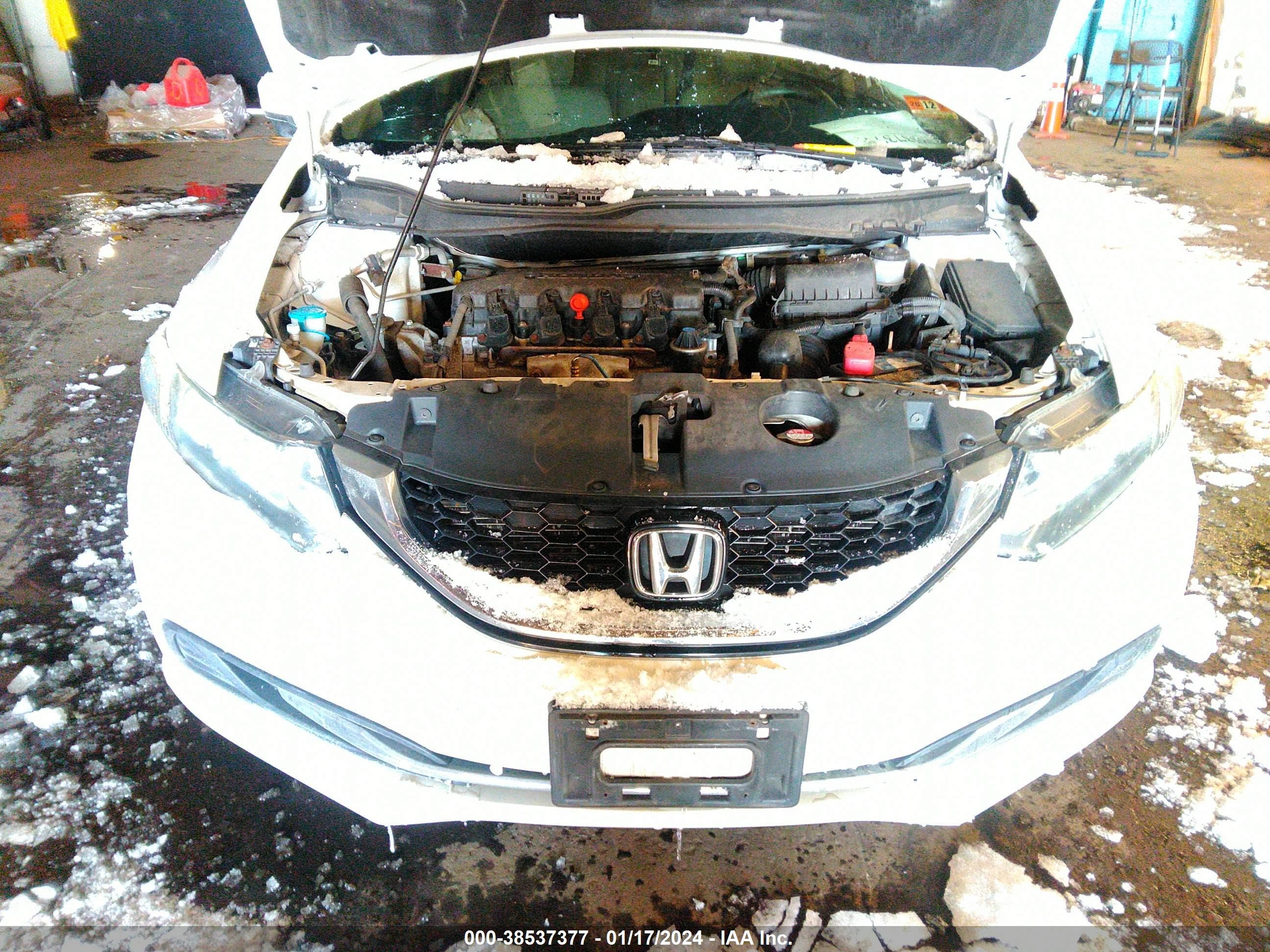 Photo 9 VIN: 19XFB2F83FE702309 - HONDA CIVIC 