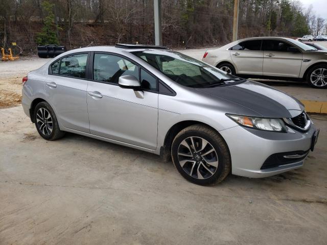 Photo 3 VIN: 19XFB2F84DE083703 - HONDA CIVIC 