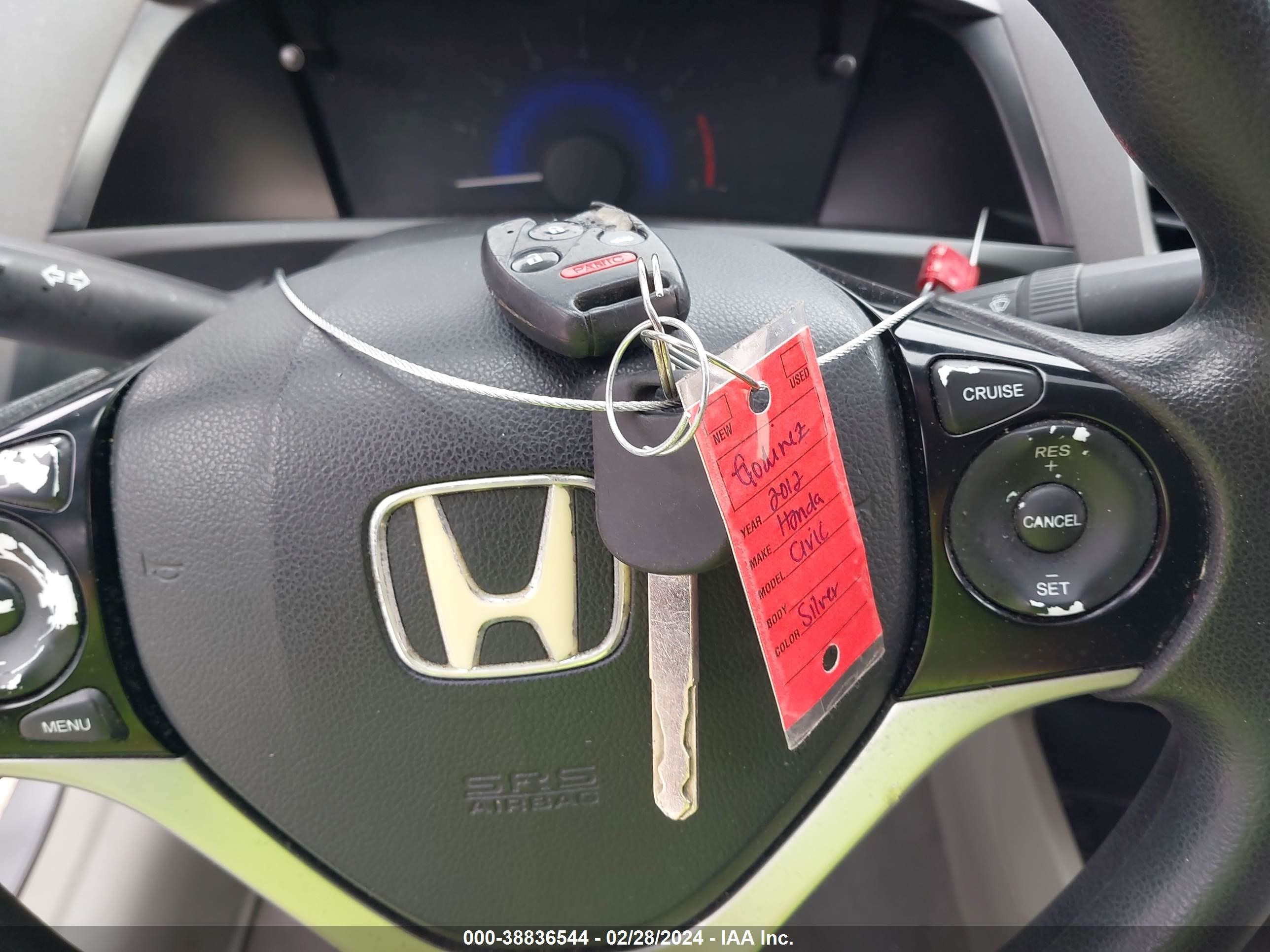 Photo 10 VIN: 19XFB2F85CE059067 - HONDA CIVIC 