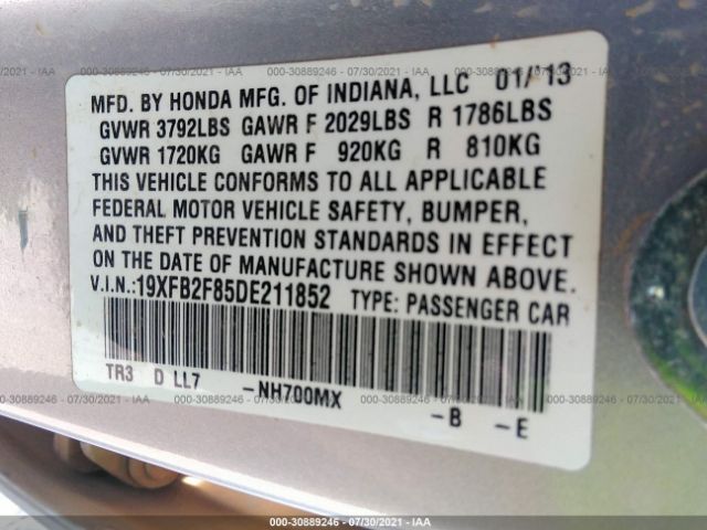 Photo 8 VIN: 19XFB2F85DE211852 - HONDA CIVIC SDN 