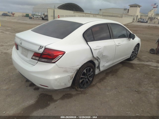 Photo 3 VIN: 19XFB2F85FE098679 - HONDA CIVIC SEDAN 