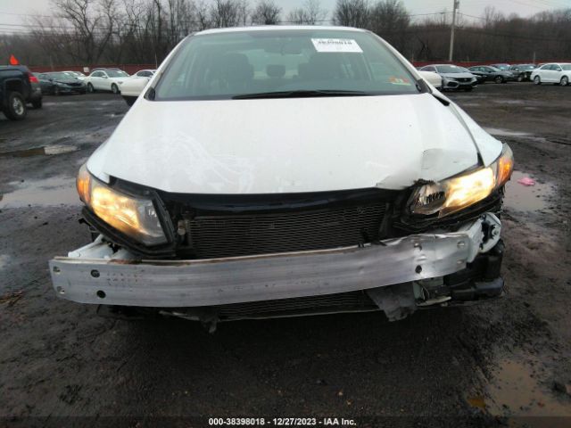 Photo 5 VIN: 19XFB2F85FE203589 - HONDA CIVIC 