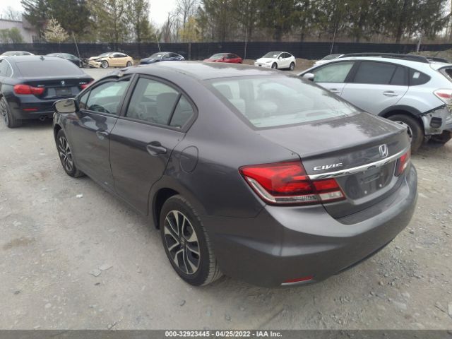 Photo 2 VIN: 19XFB2F85FE232994 - HONDA CIVIC SEDAN 