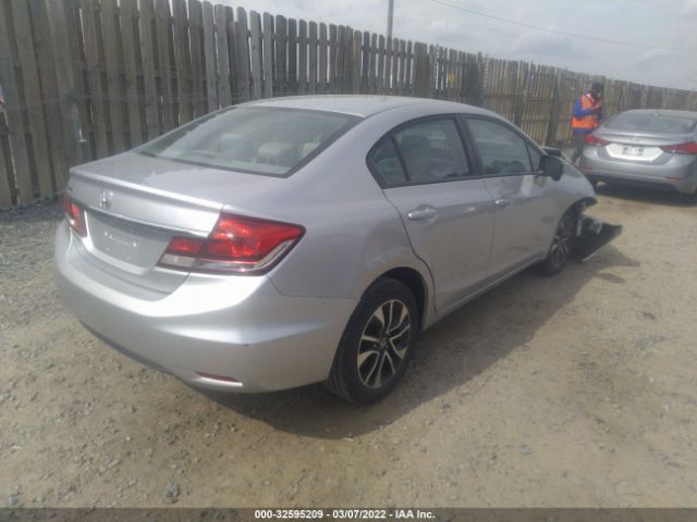 Photo 3 VIN: 19XFB2F85FE255076 - HONDA CIVIC SEDAN 