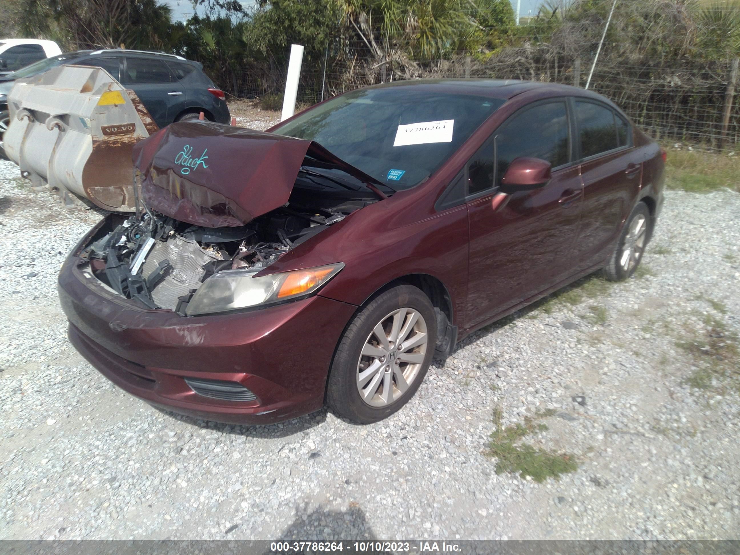 Photo 1 VIN: 19XFB2F86CE030628 - HONDA CIVIC 