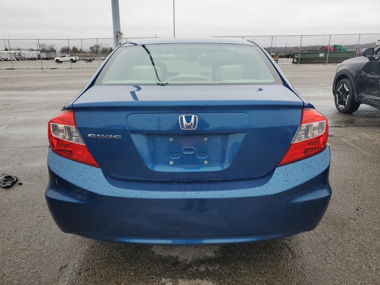 Photo 5 VIN: 19XFB2F86CE080574 - HONDA CIVIC 