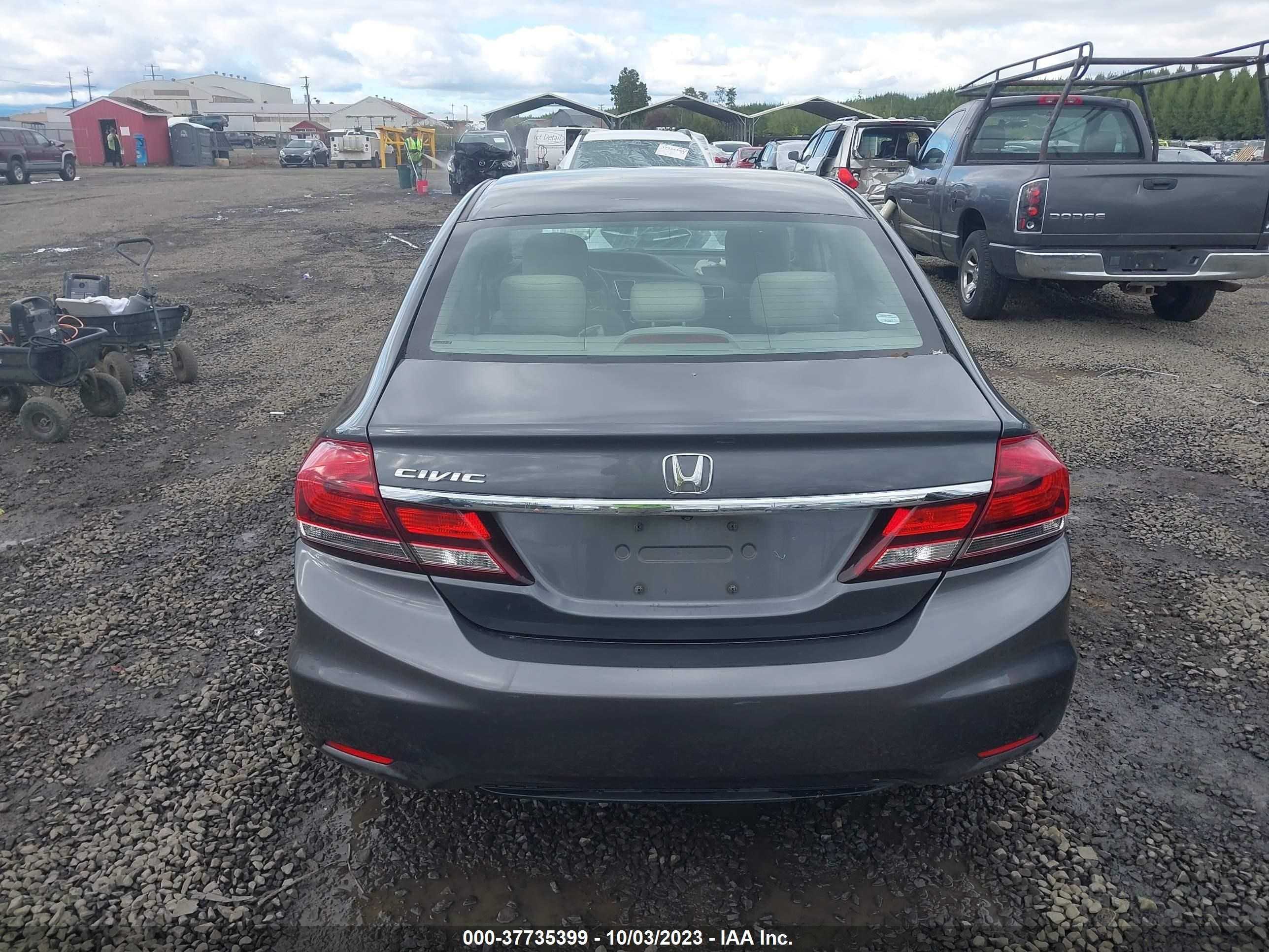 Photo 16 VIN: 19XFB2F86DE226800 - HONDA CIVIC 