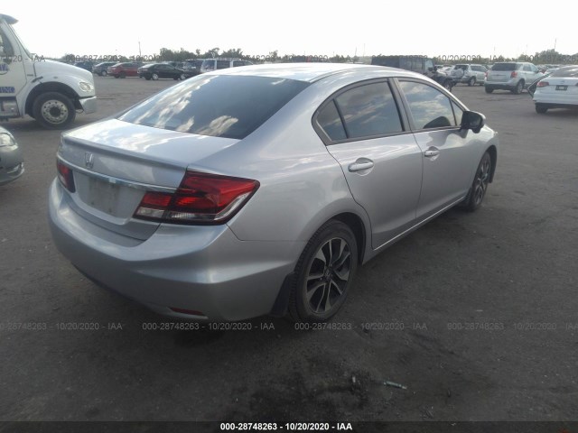 Photo 3 VIN: 19XFB2F86FE011582 - HONDA CIVIC SEDAN 