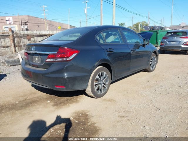 Photo 3 VIN: 19XFB2F86FE098027 - HONDA CIVIC 