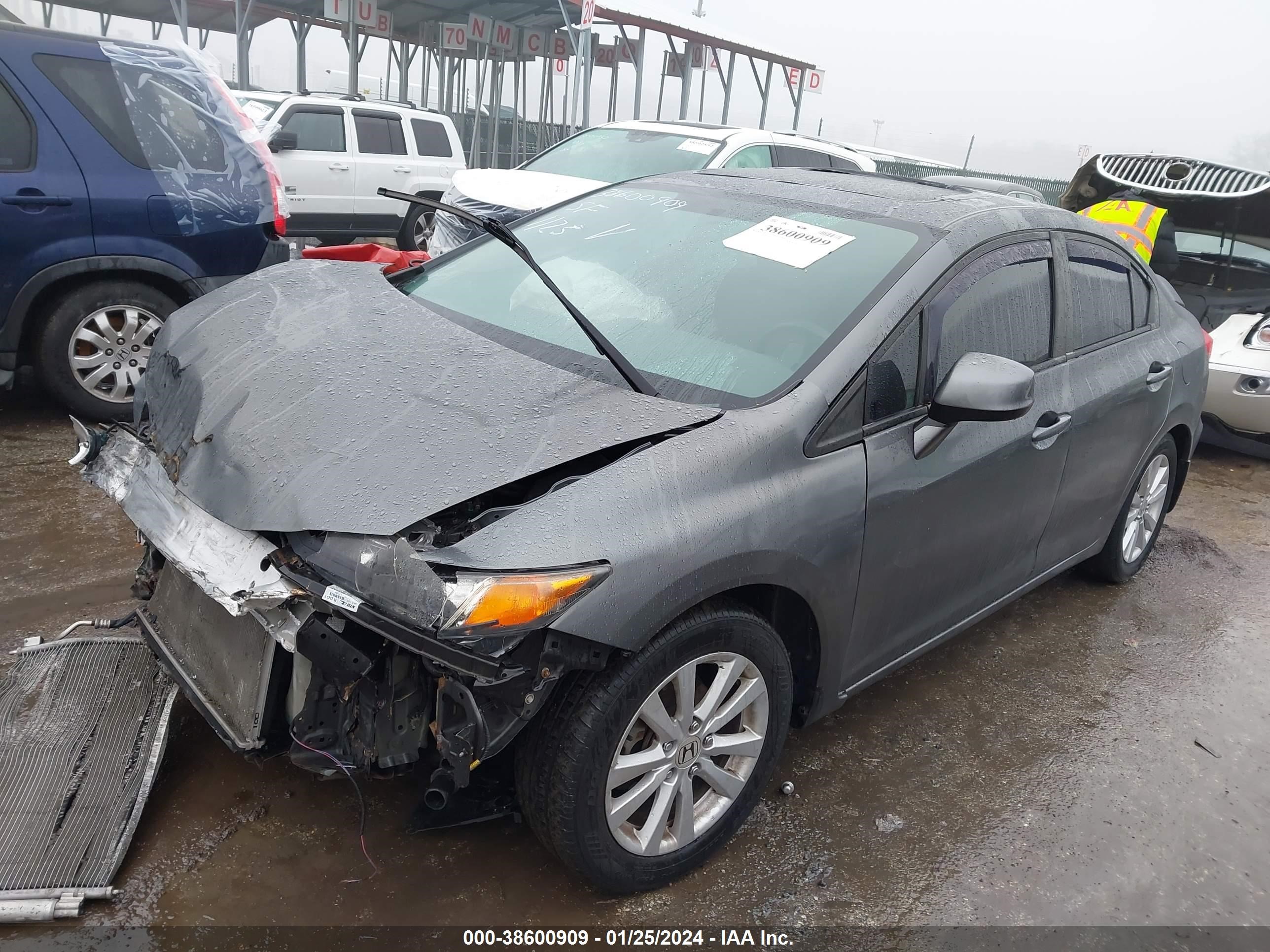 Photo 1 VIN: 19XFB2F87CE348855 - HONDA CIVIC 