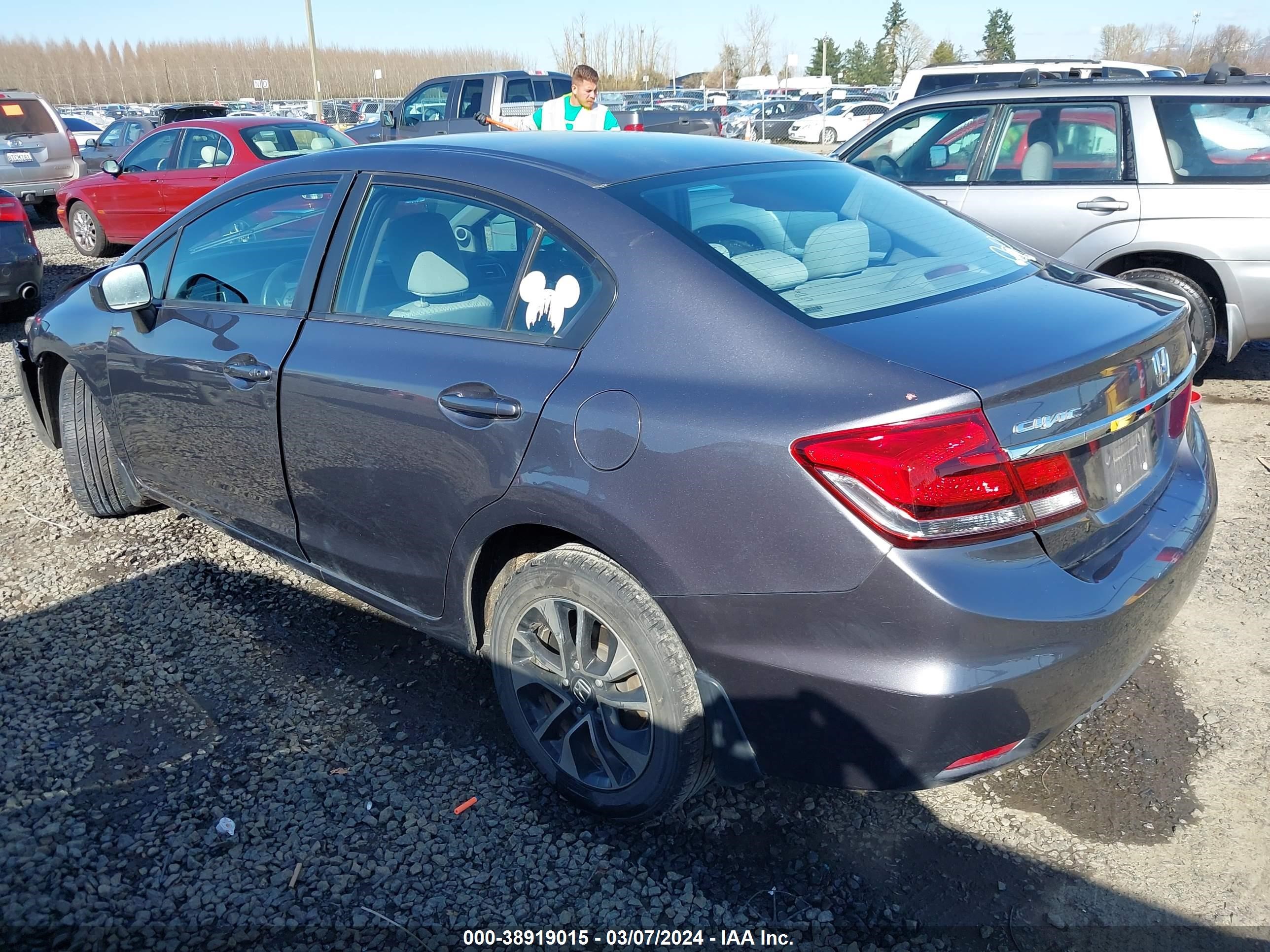 Photo 2 VIN: 19XFB2F87EE203978 - HONDA CIVIC 