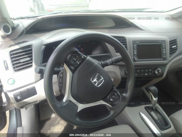 Photo 4 VIN: 19XFB2F88CE015807 - HONDA CIVIC SDN 