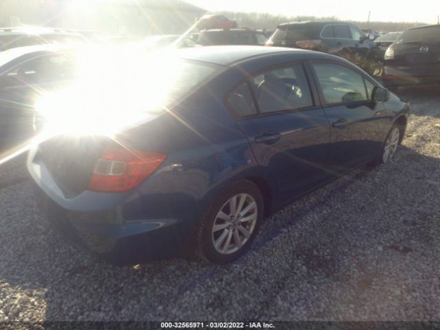 Photo 3 VIN: 19XFB2F88CE045440 - HONDA CIVIC SDN 