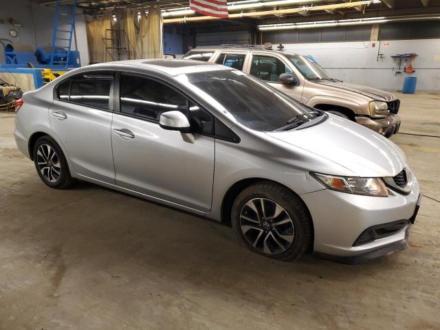 Photo 3 VIN: 19XFB2F88DE097040 - HONDA CIVIC 