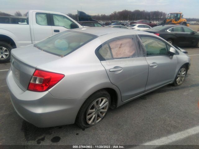 Photo 3 VIN: 19XFB2F89CE029196 - HONDA CIVIC 