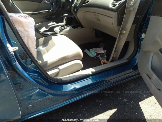 Photo 4 VIN: 19XFB2F89CE062148 - HONDA CIVIC SDN 