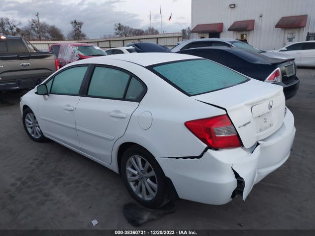 Photo 2 VIN: 19XFB2F89CE097580 - HONDA CIVIC 