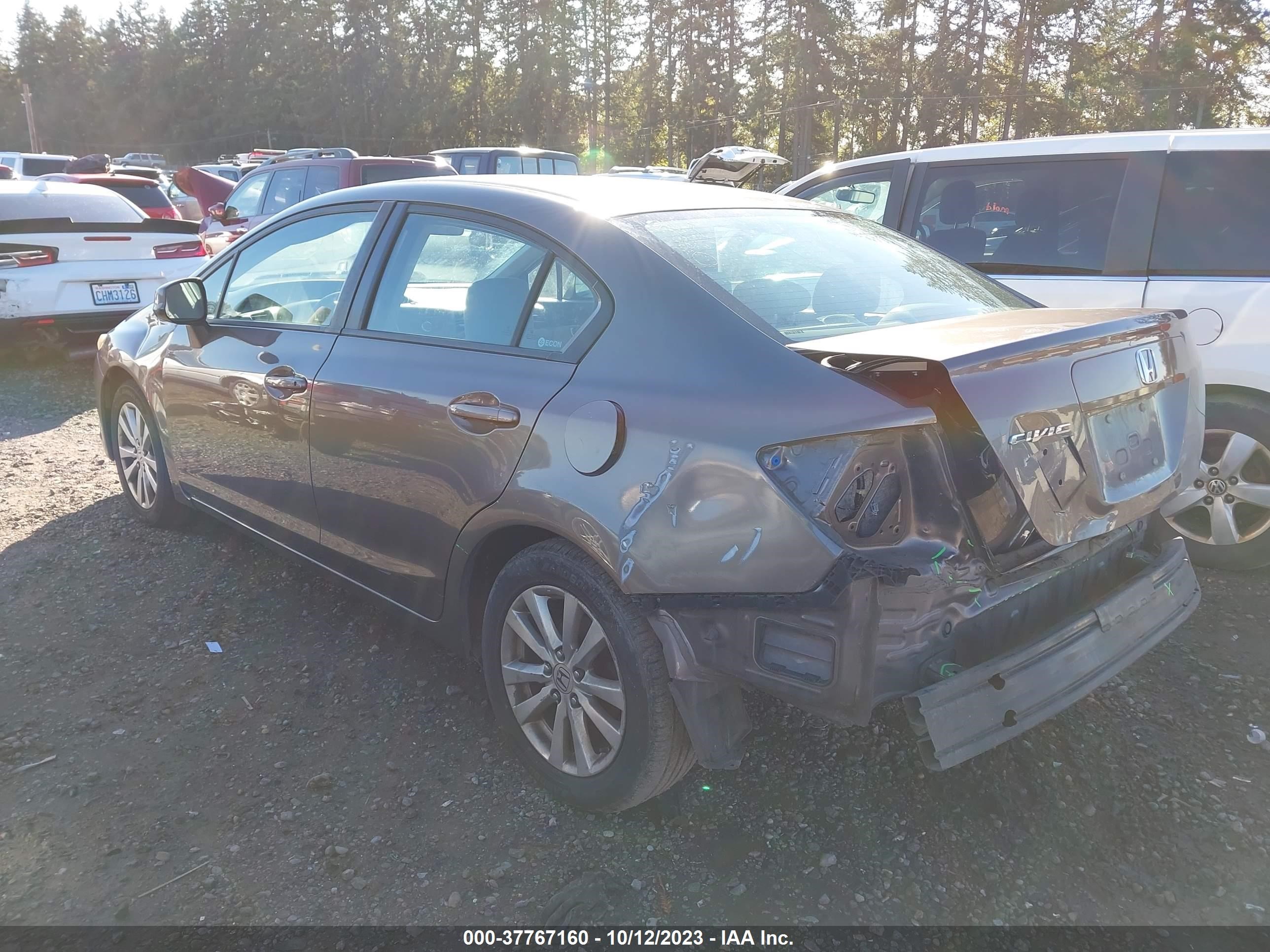 Photo 2 VIN: 19XFB2F89CE313234 - HONDA CIVIC 