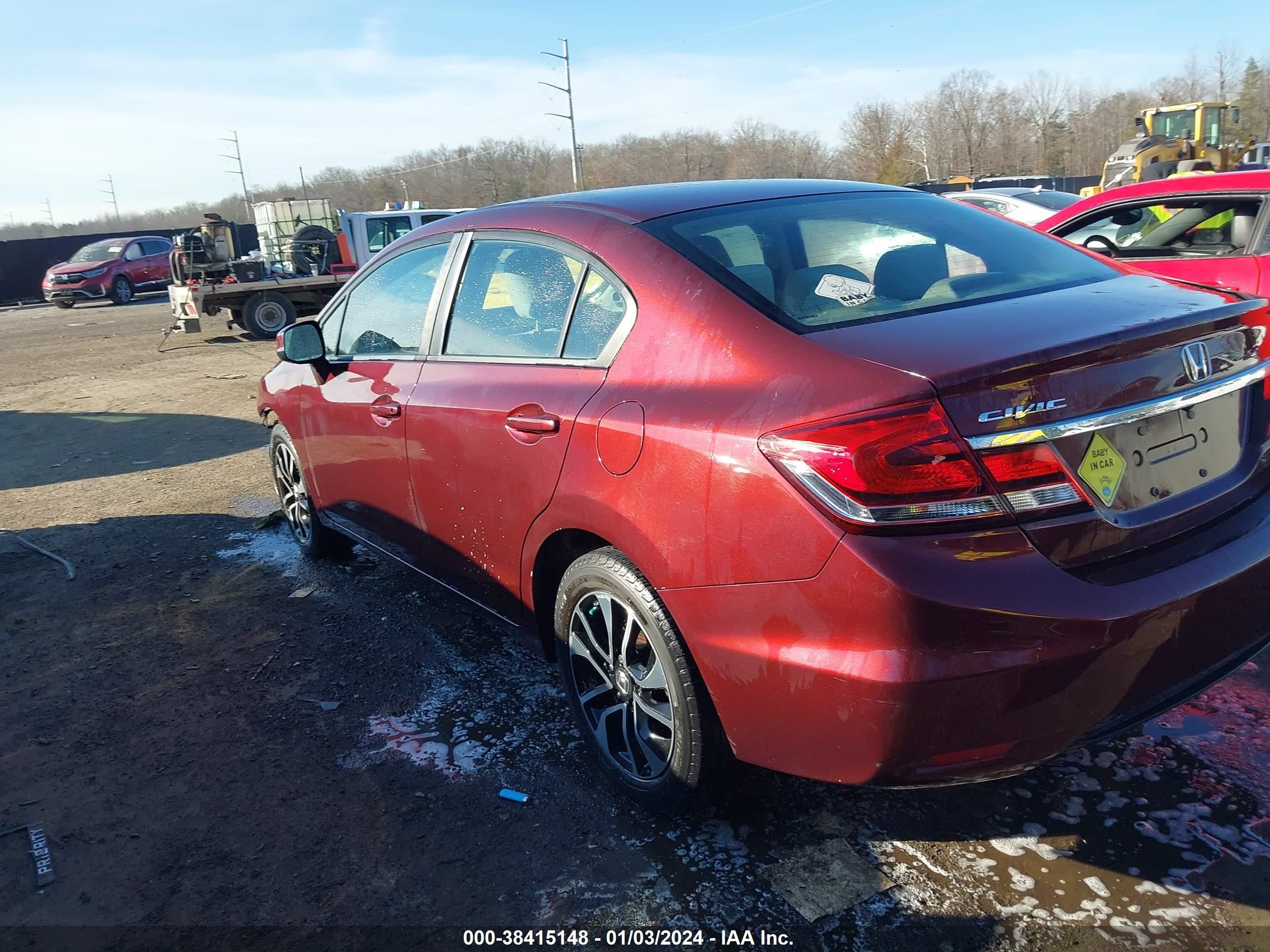 Photo 2 VIN: 19XFB2F89DE228797 - HONDA CIVIC 