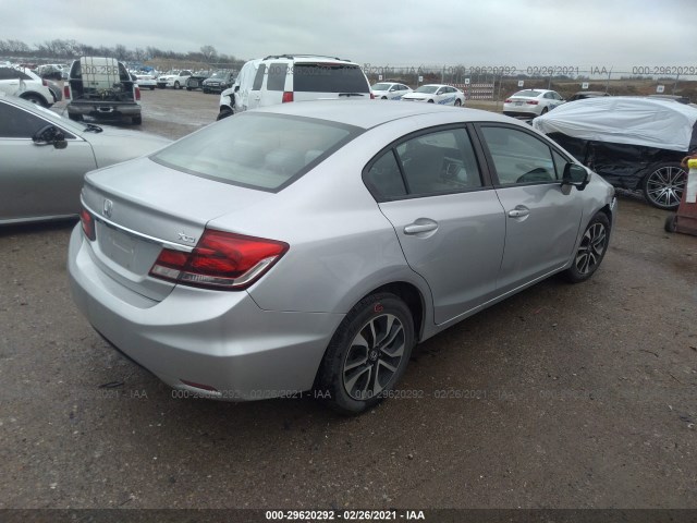 Photo 3 VIN: 19XFB2F89FE044673 - HONDA CIVIC SEDAN 