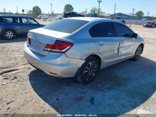 Photo 3 VIN: 19XFB2F89FE108775 - HONDA CIVIC 