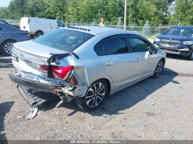 Photo 3 VIN: 19XFB2F89FE216359 - HONDA CIVIC 