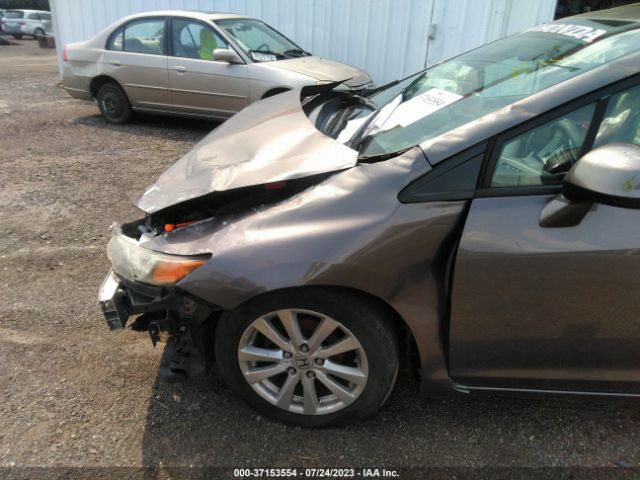 Photo 5 VIN: 19XFB2F8XCE004176 - HONDA CIVIC 