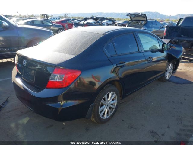 Photo 3 VIN: 19XFB2F8XCE306616 - HONDA CIVIC 