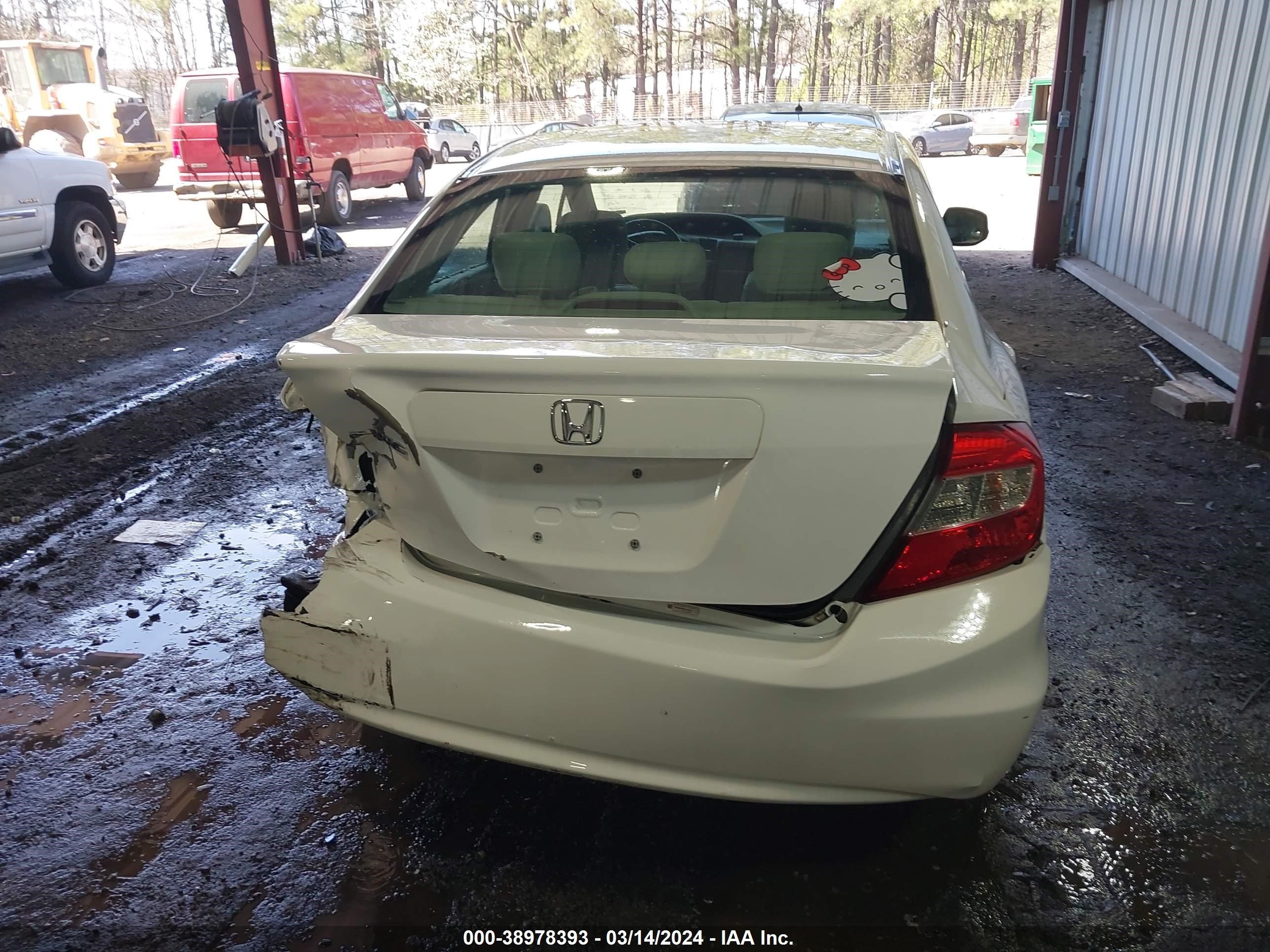 Photo 16 VIN: 19XFB2F8XCE312612 - HONDA CIVIC 