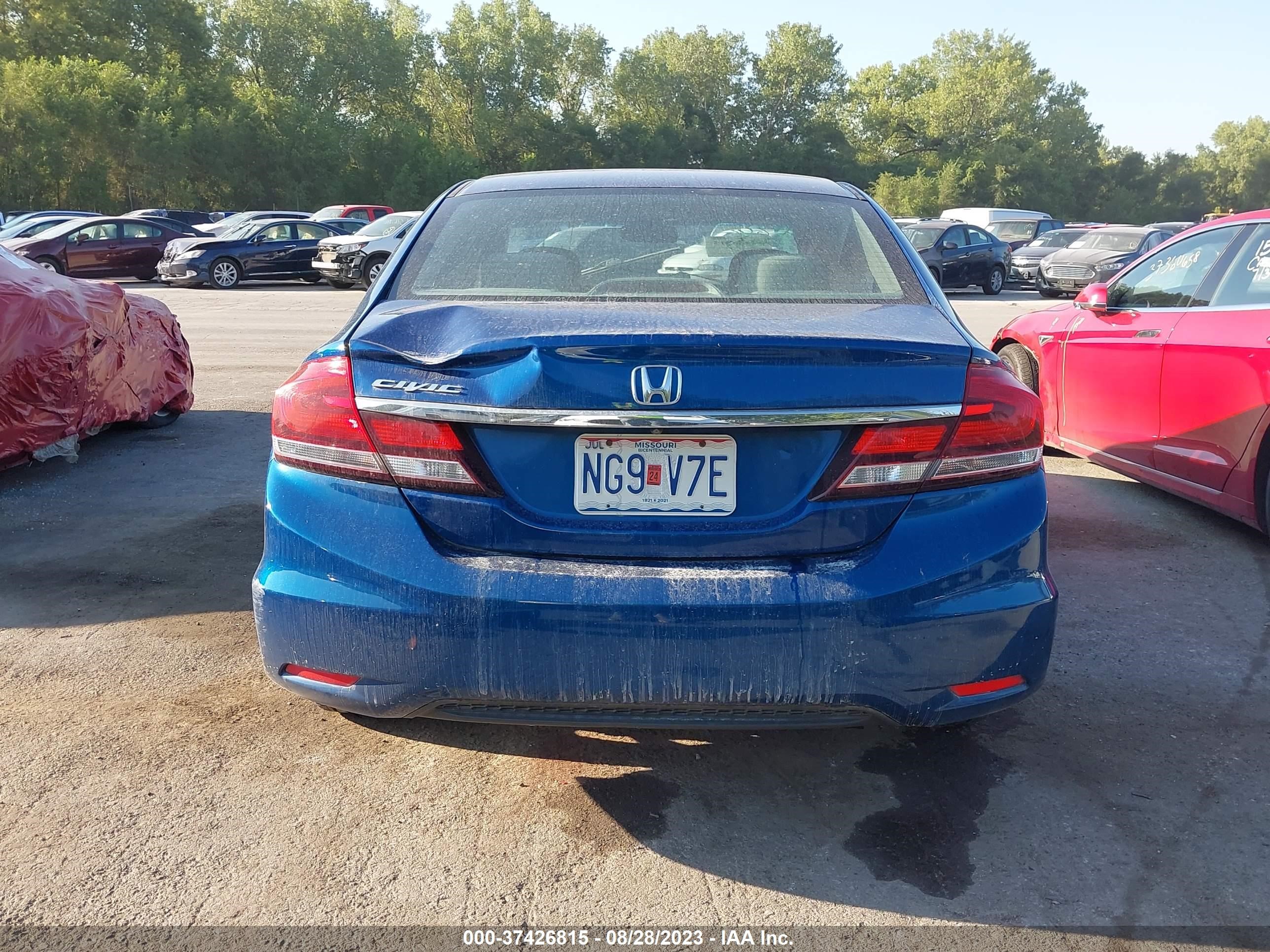 Photo 15 VIN: 19XFB2F8XDE049930 - HONDA CIVIC 