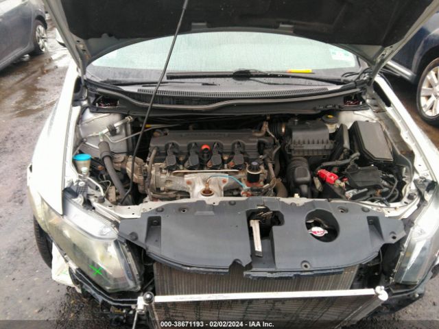 Photo 9 VIN: 19XFB2F8XDE275465 - HONDA CIVIC 