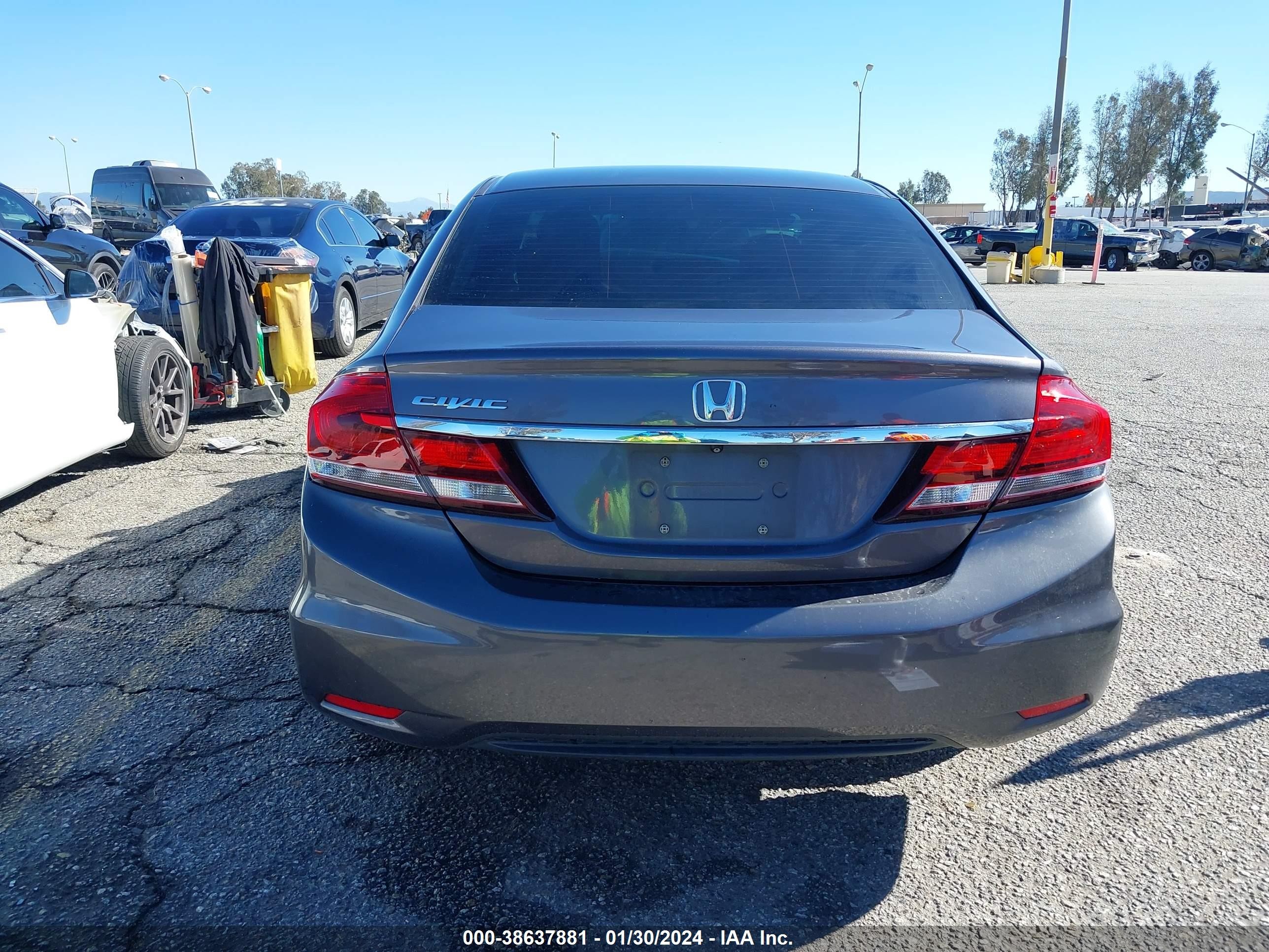 Photo 15 VIN: 19XFB2F8XEE243018 - HONDA CIVIC 